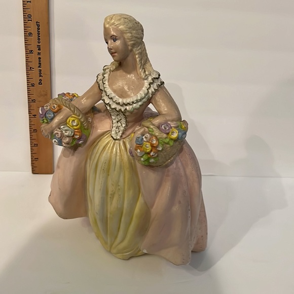 Vintage Chalkware 12” Victorian Lady With 2 Baskets of Flowers Figurine Doorstop - Picture 15 of 16